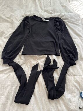NWT: Quum Black Puff-Sleeve Wrap Tie Crop Top size 1x